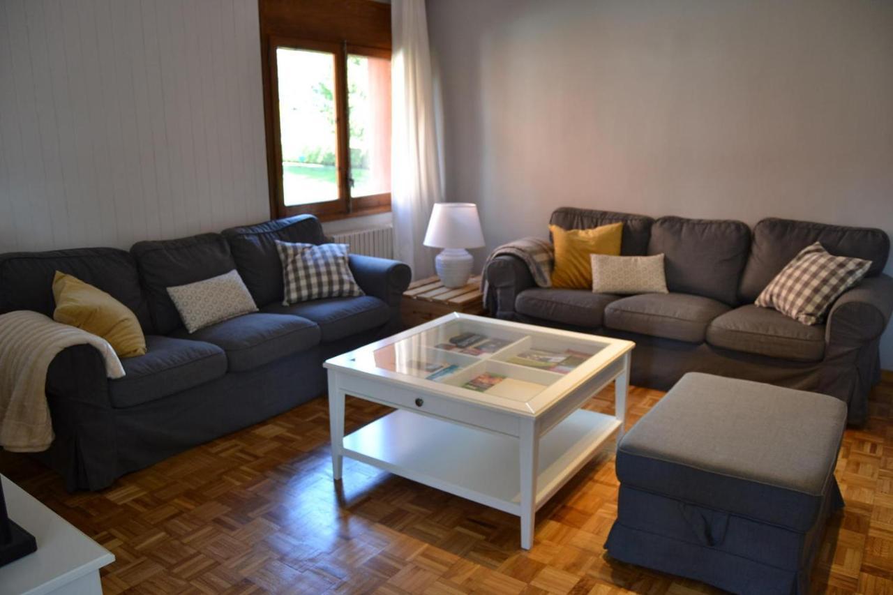 Amplio Apartamento Con Piscina En リヴィア エクステリア 写真