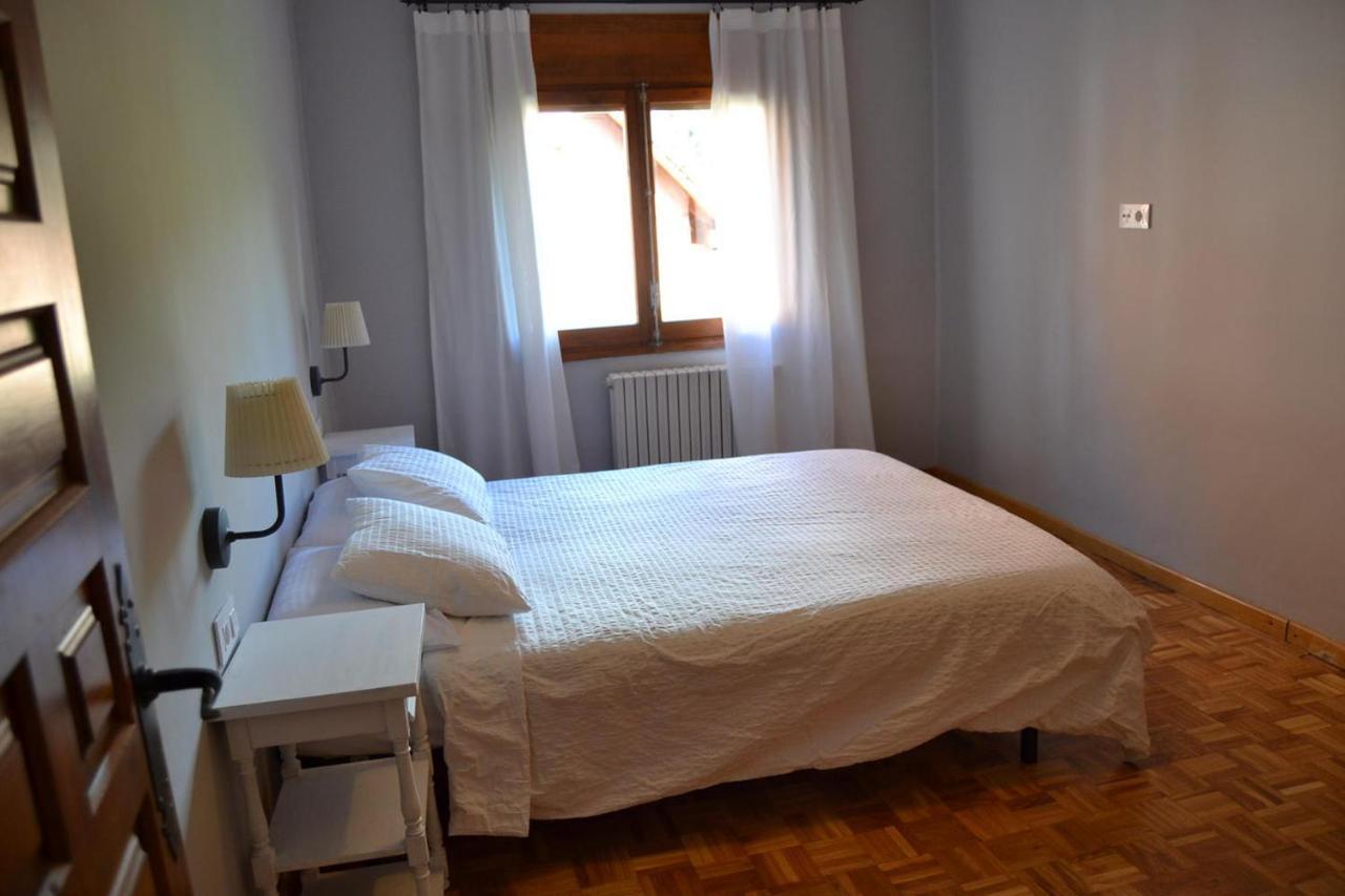 Amplio Apartamento Con Piscina En リヴィア エクステリア 写真